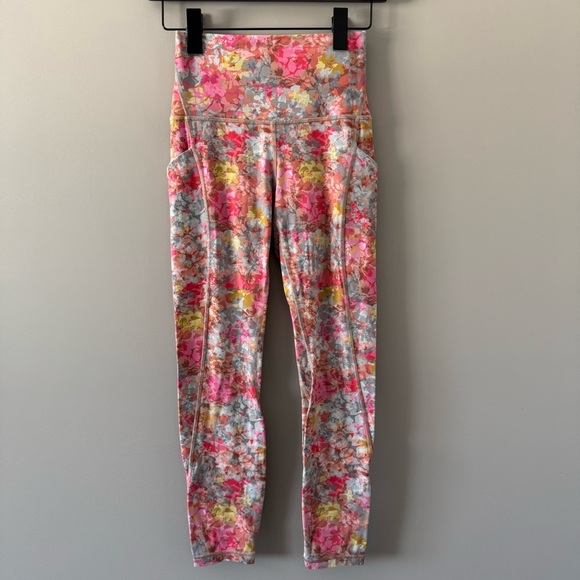 GUC LULULEMON ALIGN PANT INFLORESCENCE MULTI SIZE 4 - Picture 1 of 8